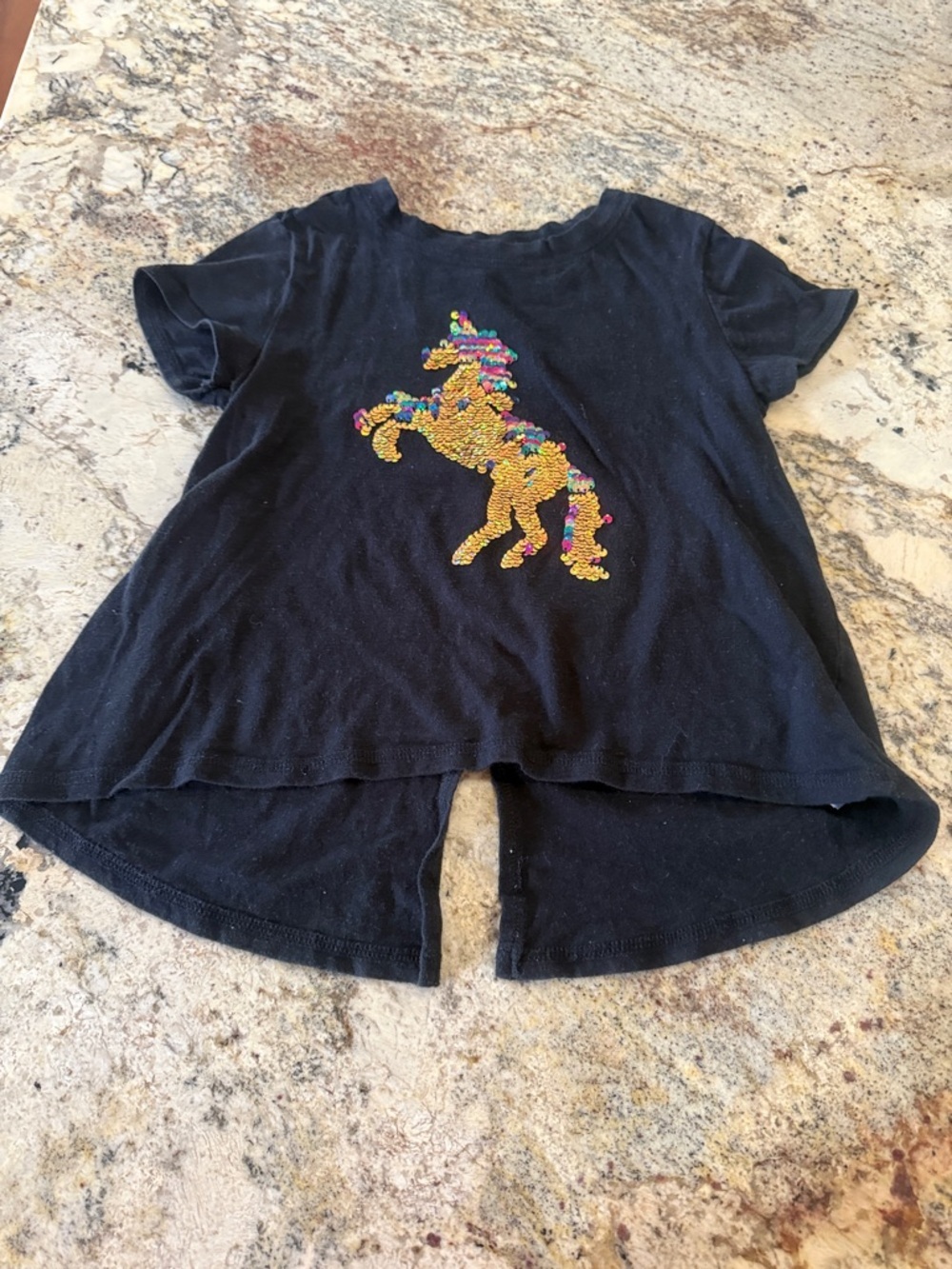Old Navy Black Short Sleeve Tee with Gold Sequin Unicorn Girls Size 6-7